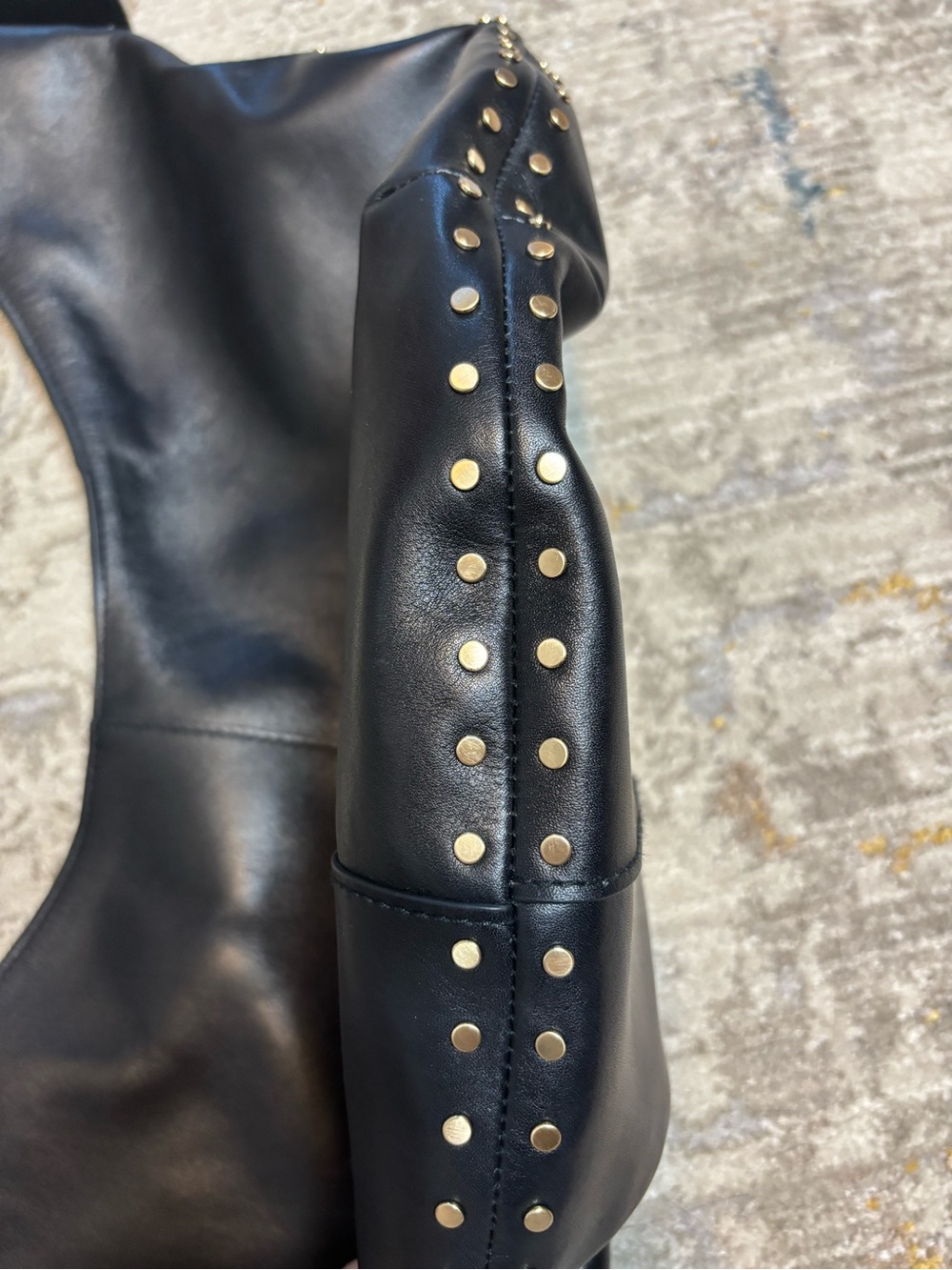 Essential Curve Shoulder Bag by Madewell - Picture 3 of 10